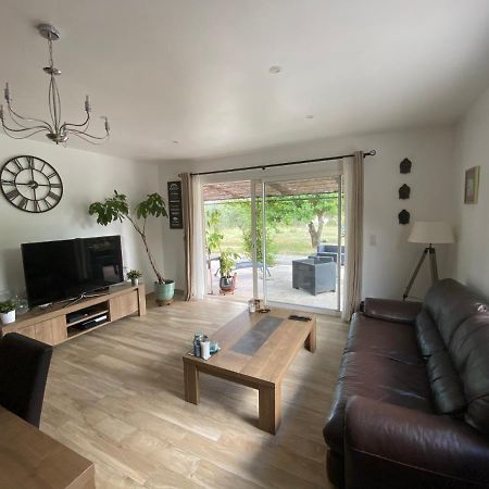 Maison De Plain Pied Avec Terrain De Petanque Villa ดรากิญญ็อง ภายนอก รูปภาพ